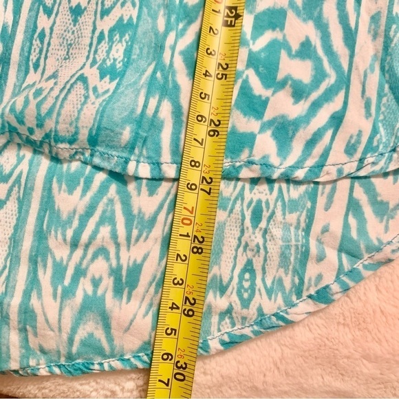 Grand & Greene Tunic Top Large Teal White 3/4 Length Sleeves 1/4 Button-Up Rayon - Picture 13 of 15